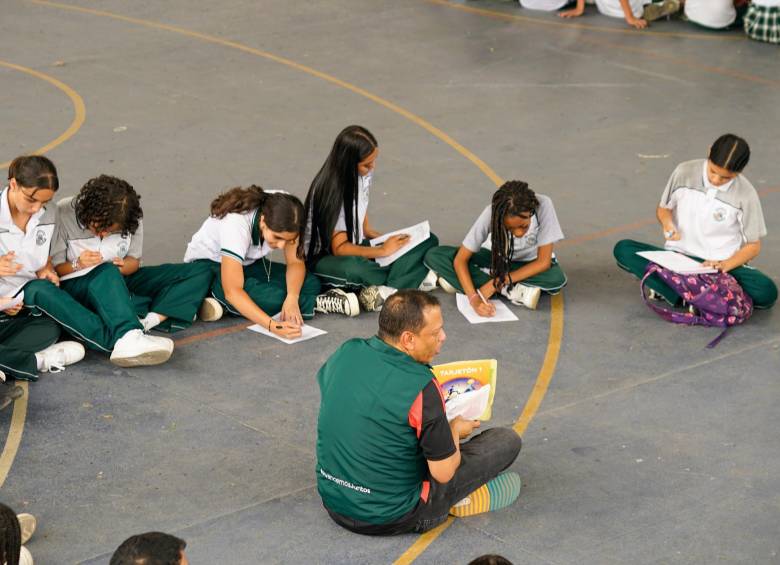  Con estas iniciativas, porvenir busca que los jóvenes lleguen a la vida adulta más concientizados sobre el valor del dinero. Fotos: Cortesía 