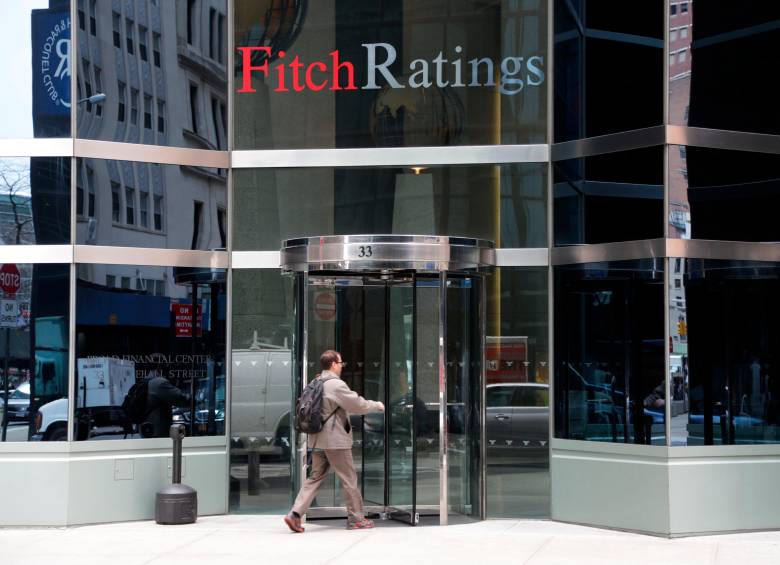Fitch señaló que la calificación colombiana está limitada por altos déficits fiscales, aumento de la deuda pública, una elevada carga de intereses y una fuerte dependencia de los commodities. FOTO: GETTY