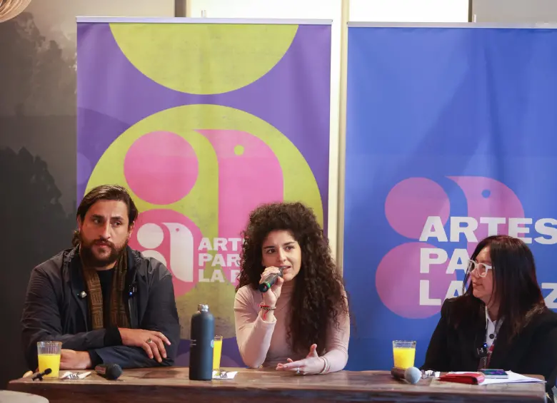 La ministra explicó que “esta línea busca fortalecer el sector cultural y creativo a través de acuerdos con instituciones públicas y privadas que promueven circulación, residencias, intercambios y profesionalización”. FOTO Colprensa