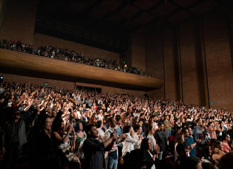 Así lució el Teatro Metropolitano en el concierto de Jorge Drexler. FOTO Cortesía Marcela Gómez @lmchela y @teatrometropolitano