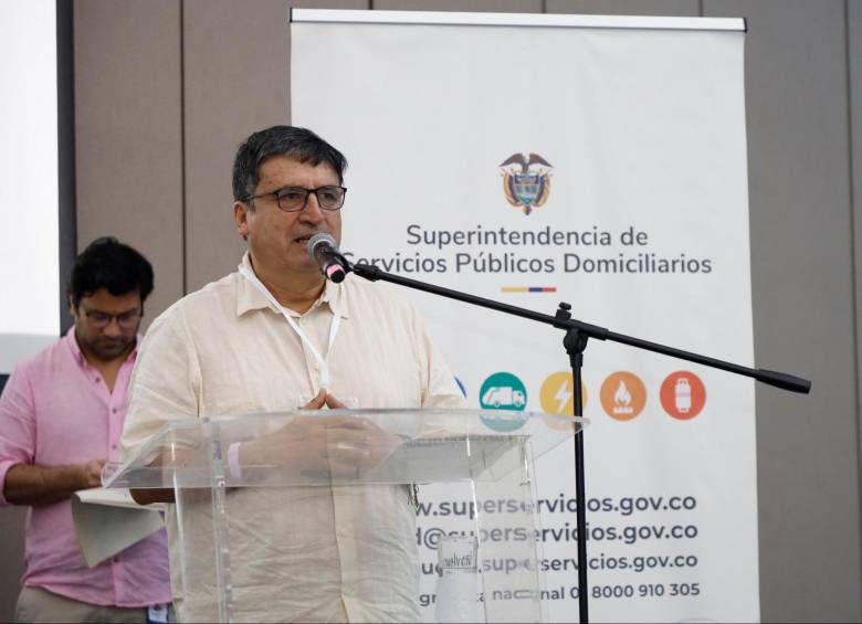 Hugo Guanumen y su posible llegada al Ministerio de Vivienda. FOTO: CORTESÍA X