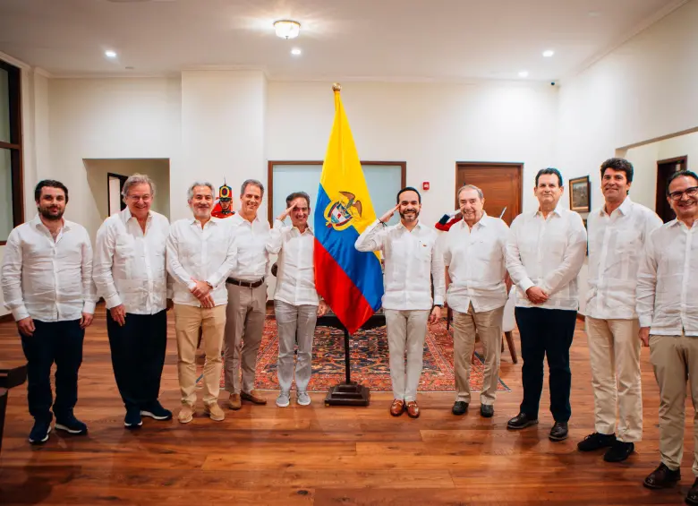 El presidente Abelardo de la Espriella se reunió en Barranquilla con representantes de los principales grupos empresariales y financieros del país. FOTO Cortesía.
