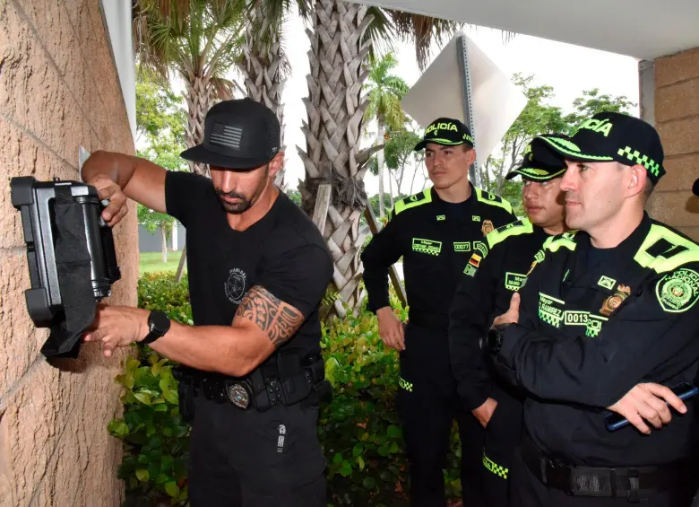 Los policías colombianos empezaron a tomar estos cursos en Miami Dade desde 2017. FOTO: Cortesía @MiamiDade_SO