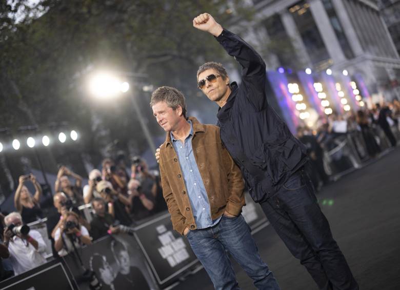 La película, producida por Magna Studios y Sony Music Vision y creada por Steven Knight, nominado al Oscar y al BAFTA por Peaky Blinders, narra la gira de reunión ‘Oasis Live ‘25’ e incluye las primeras entrevistas conjuntas de los hermanos Gallagher en más de 25 años, acceso a ensayos, backstage y material inédito. FOTO Colprensa-Disney
