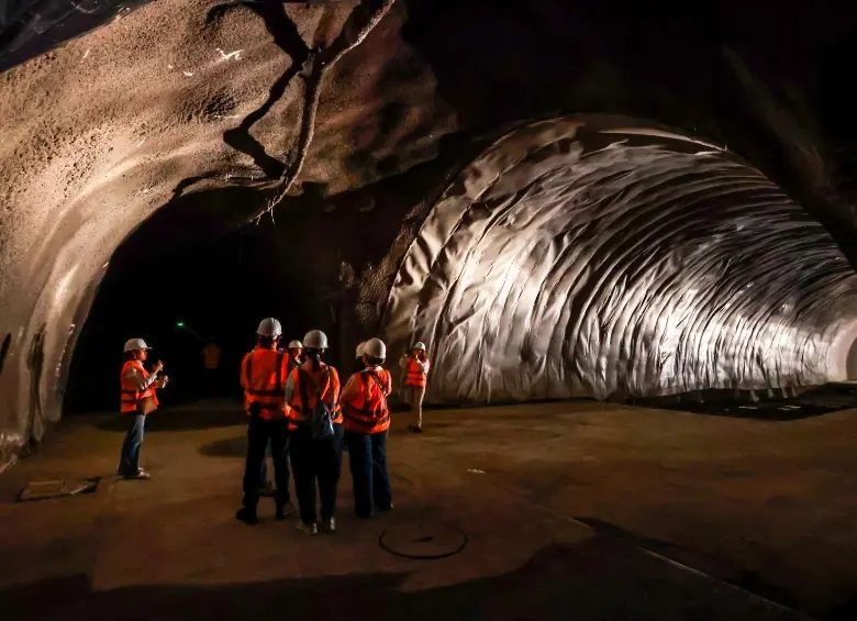 Galerías internas del Túnel de El Toyo donde aún se mantienen las obras. FOTO: Manuel Saldarriaga.