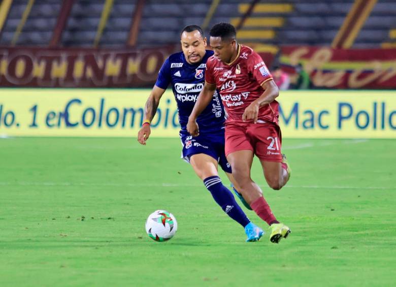 Medellín se trajo un punto de su visita al Manuel Murillo Toro y se mantiene junto al Tolima en la parte alta de la tabla. FOTO TOMADA @DEPORTESTOLIMA