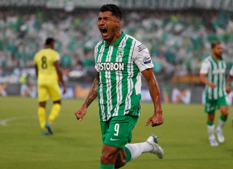 Duque sumó su séptimo gol en esta Liga. Dayro Moreno lidera con 12. FOTO MANUEL SALDARRIAGA