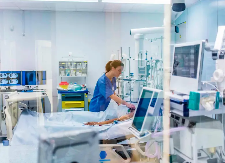 El área de salud es hoy uno de los mayores generadores de empleo en Colombia, con miles de vacantes activas. FOTO: GETTY