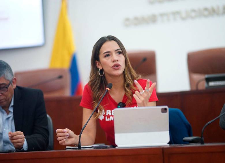 La representante del Pacto Histórico, María Fernanda Carrascal, promueve el proyecto de reforma laboral. FOTO tomada de Twitter