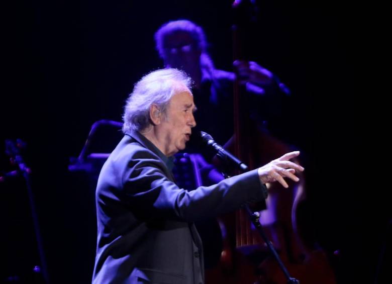 Cantó y bailó un tema colombiano, el bambuco ¿Qué hay de cuchipe? Fue su penúltima canción de este concierto de despedida, como un homenaje a Colombia. Foto Carlos Velásquez.