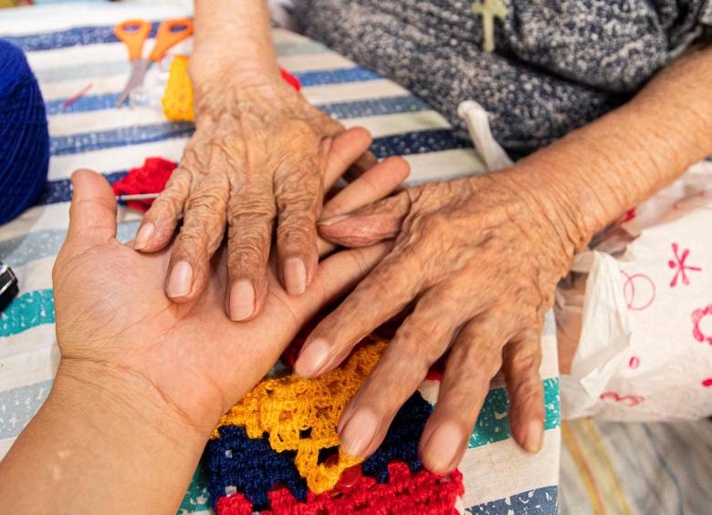 Según Amautta, por la pandemia la cantidad de personas adultas mayores des protegidas aumentó. Foto: Carlos Velásquez