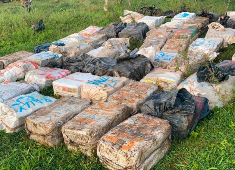 Tonelada de cocaína incautada en el Chocó. Colombia sigue siendo uno de los mayores exportadores. FOTO MÓNICA GUTIÉRREZ.
