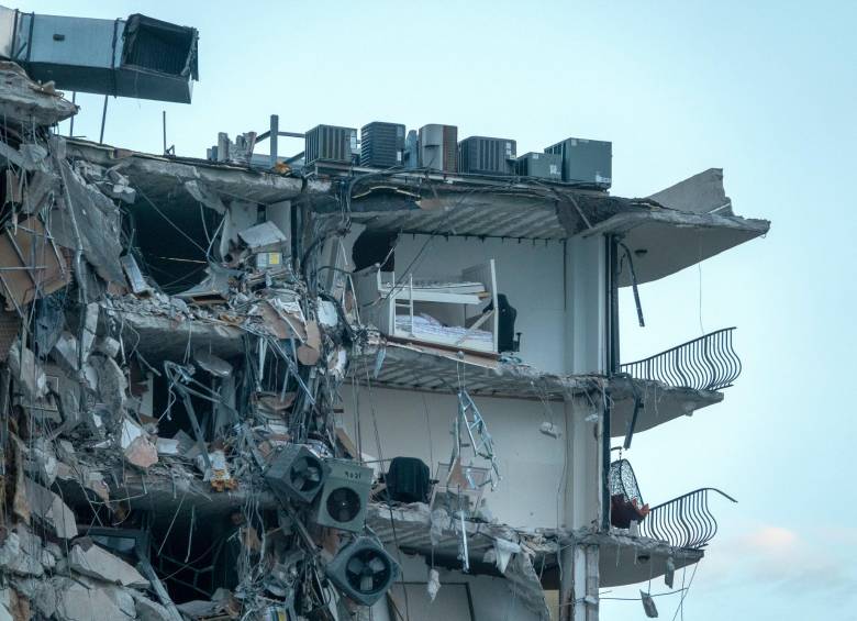 La cifra oficial de fallecidos subió a 9, según los reportes de las autoridades. FOTO EFE