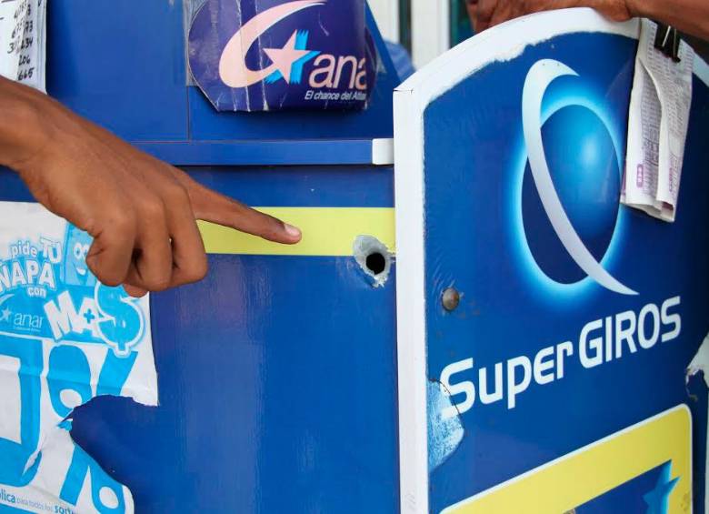 La compañía pondrá a disposición más de 20.000 puntos de atención para facilitar el envío de ayudas económicas a las zonas afectadas. FOTO COLPRENSA