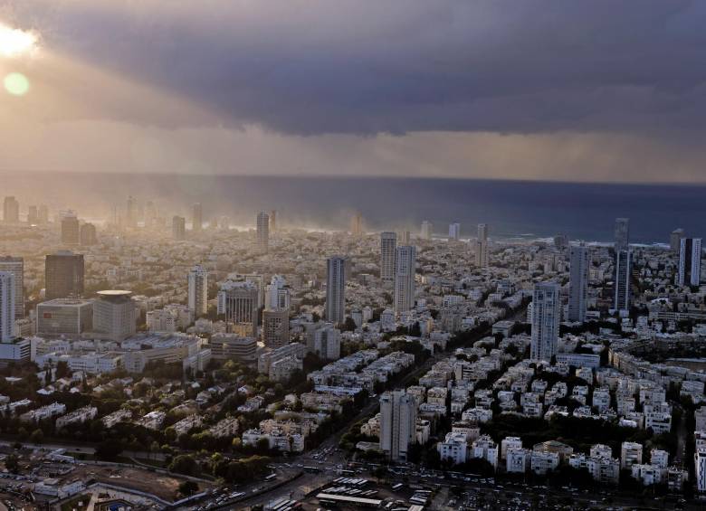 Vista aérea de Tel Aviv, la ciudad más cara del mundo, según The Economist. FOTO AFP 
