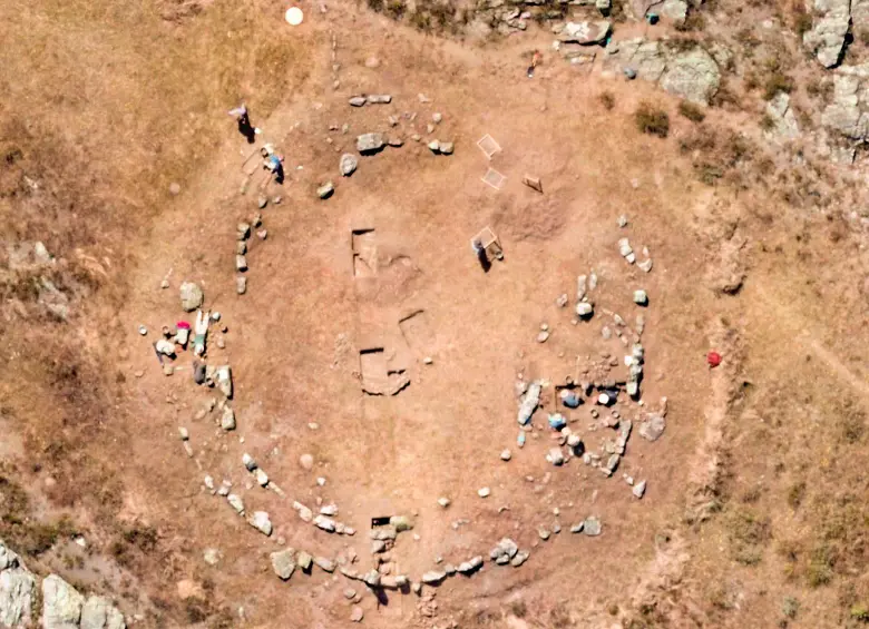Una plaza en Perú es tan antigua como las pirámides de Egipto