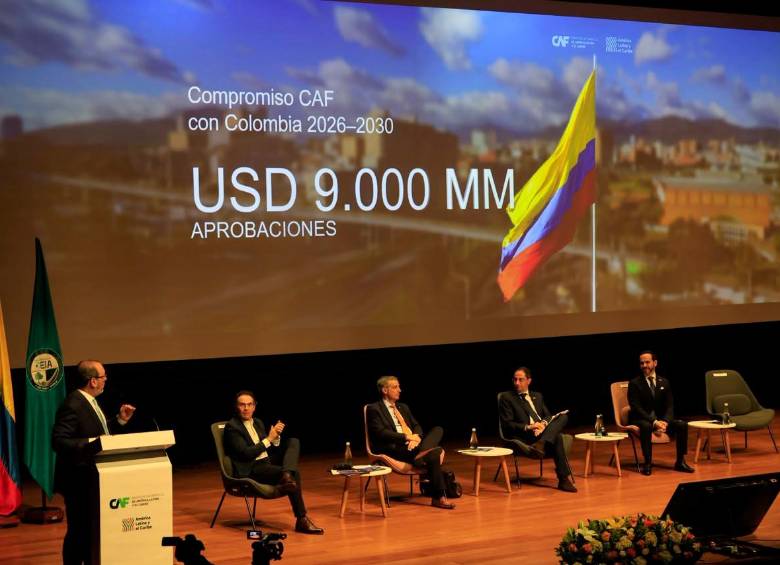 Sergio Díaz-Granados, presidente ejecutivo de CAF, anunció un marco de financiamiento por US$9.000 millones para respaldar proyectos estratégicos de Colombia entre 2026 y 2030. FOTO CAMILO SUÁREZ.