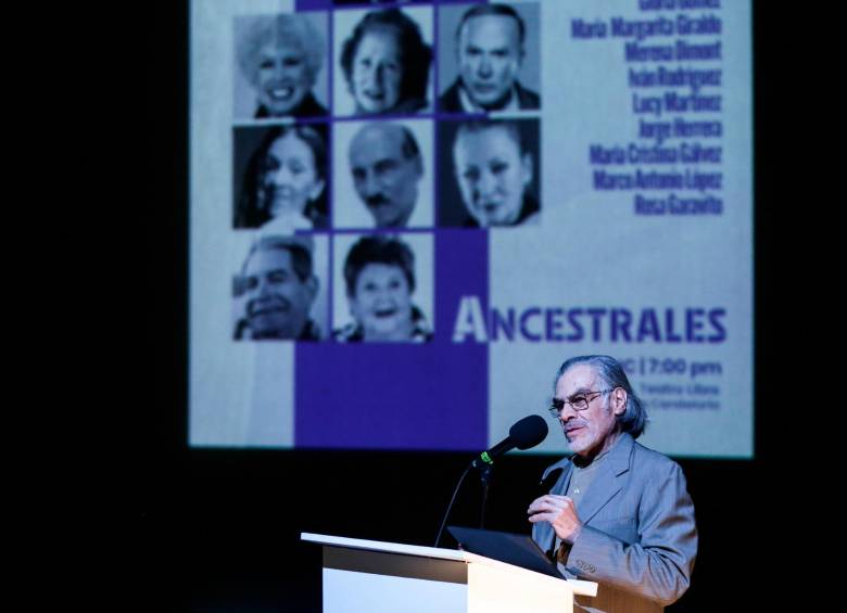 Esta es la segunda ceremonia por medio de la cual el Ministerio de las culturas, las artes y los saberes, rinde homenaje a varios artistas que han contribuido al desarrollo y evolución de las artes escénicas en el país. En la foto el actor Waldo Urrego. Foto Cortesía Colprensa - John Paz. 