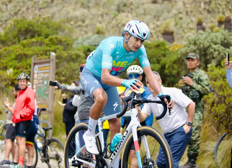 “Primero está lo primero”: Diego Camargo, luego de ganar un nuevo título de la Vuelta a Colombia tras el terremoto