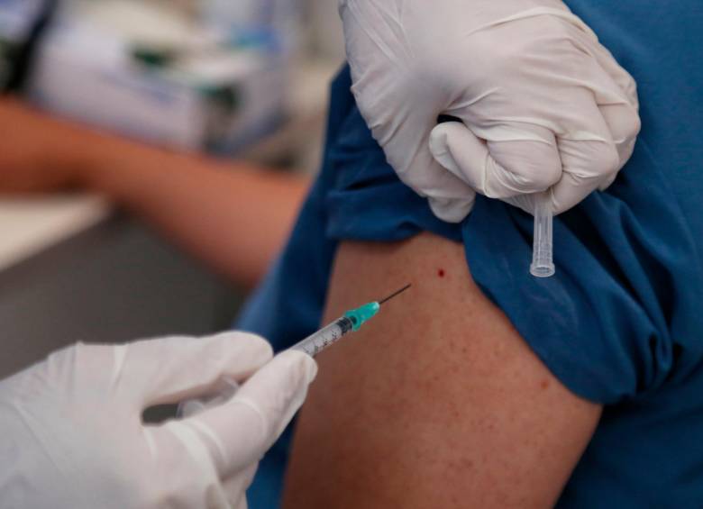 21.435.244 colombianos cuentan con el esquema completo de vacunación contra el covid-19, según el Ministerio de Salud. Foto: Colprensa.