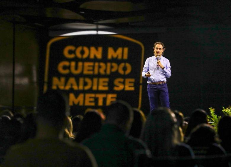 Alcalde Federico Gutiérrez en la inauguración del Congreso de Prevención de Violencias. FOTO: CORTESÍA ALCALDÍA.