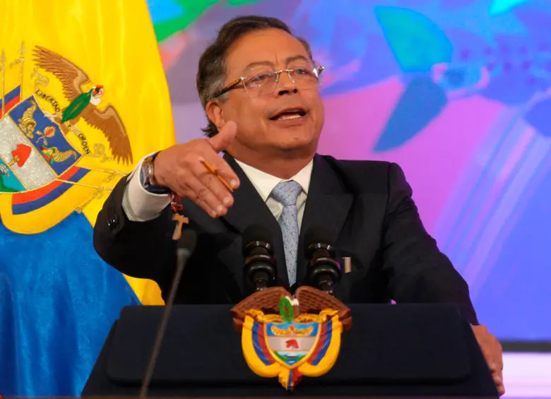 El presidente Gustavo Petro defendió los recortes presupuestales y responsabilizó a decisiones pasadas y a la Corte Constitucional por el déficit fiscal. FOTO: Presidencia