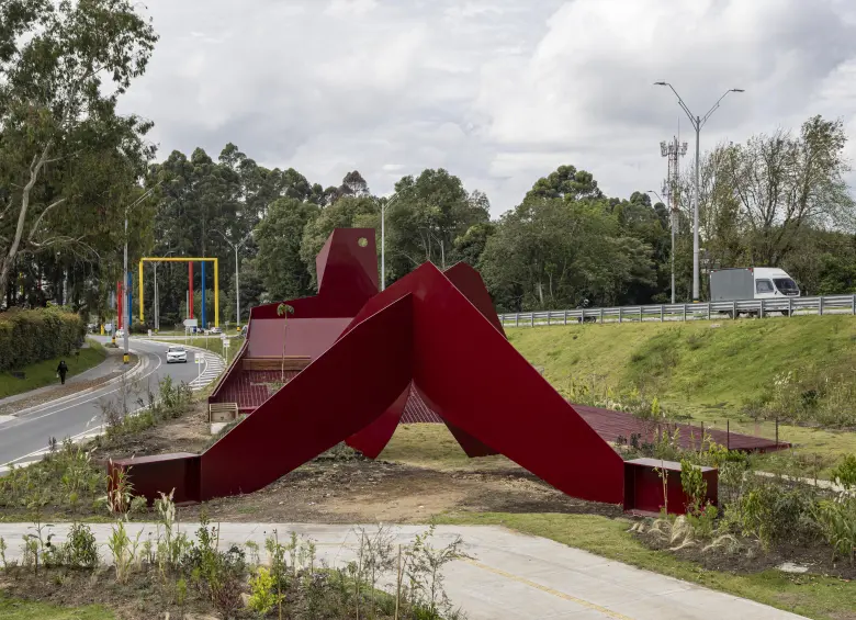 Doña Montaña, la obra en el Intercambio del Aeropuerto de Rionegro. Foto: cortesía