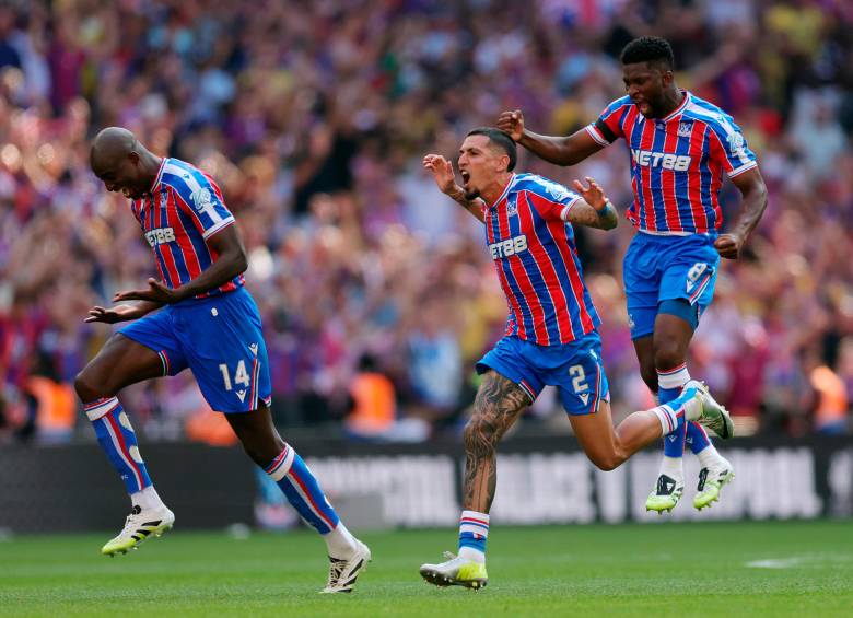 Muñoz y Lerma, campeones en Inglaterra. FOTO: GETTY