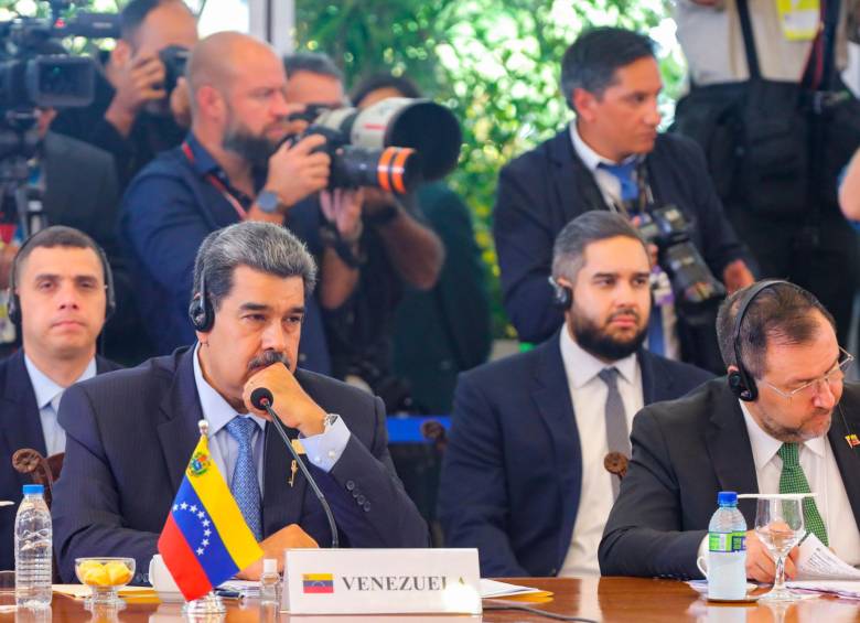 Nicolás Maduro asistió a la Cumbre y sostuvo reuniones bilaterales con varios presidentes de la región, entre ellos el colombiano Gustavo Petro. FOTO: TOMADA DE TWITTER @NicolasMaduro