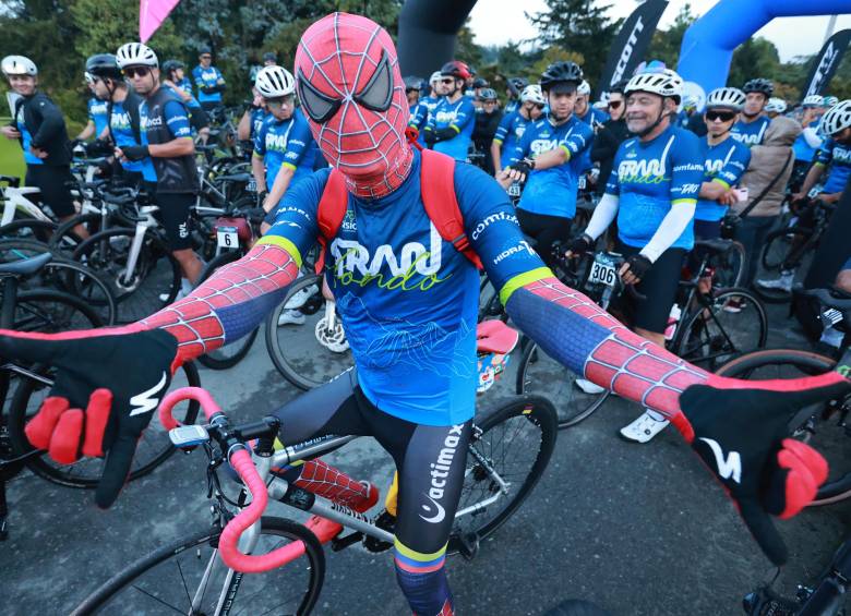 Hubo espacio hasta para la diversión en la carrera deportiva.