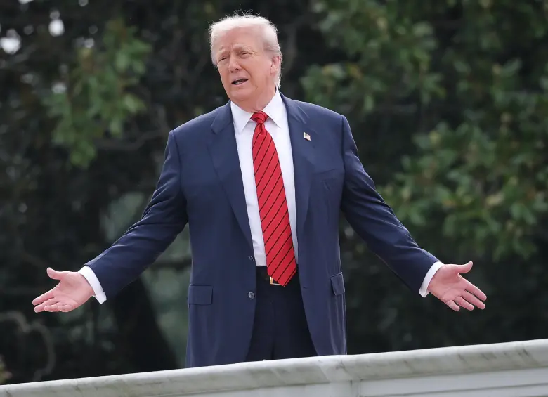La administración de Donald Trump justificó la medida indicando que hay inmigrantes que buscan quedarse en el país de forma indefinida bajo un estatus de “estudiante eterno”. Foto: Getty Images