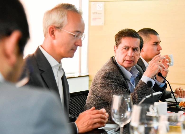 Cristo le dijo a los banqueros que la reelección “desequilibró mucho las instituciones” y que lo que más le conviene a Colombia “es el régimen político que tenemos hoy de alternancia democrática”. FOTO: MININTERIOR