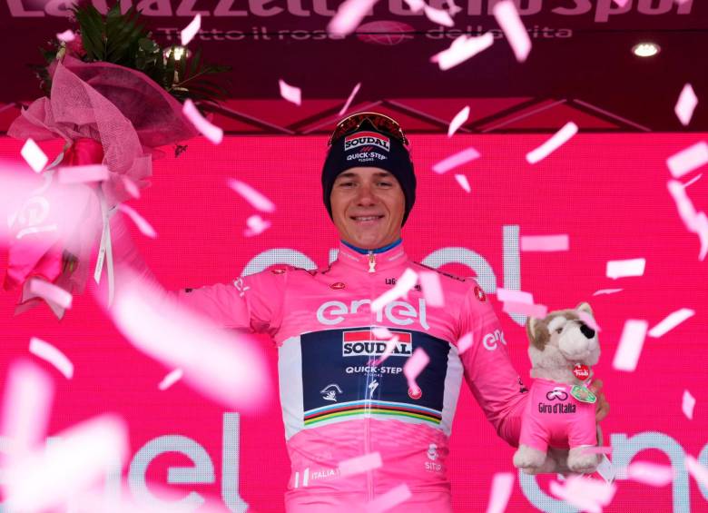 Remco Evenepoel tuvieron que abandonar el Giro de Italia en la edición de 2023. FOTO: TOMADA DEL TWITTER DE @@giroditalia