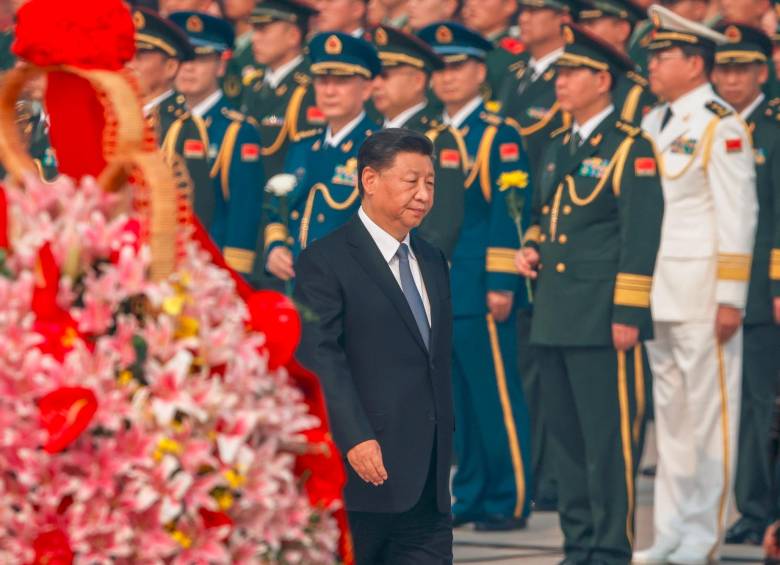 El presidente de China, Xi Jinping, busca ser reelegido por un tercer periodo consecutivo al frente del Partido Comunista de ese país, el cual tiene el control sobre toda la política. FOTO EFE 