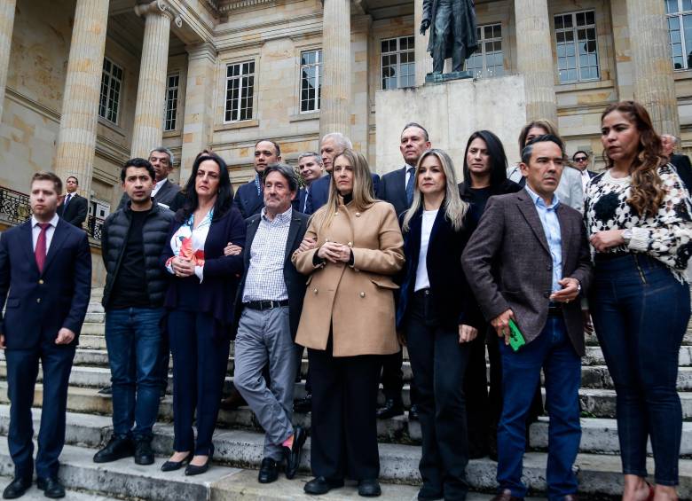 Dirigentes de sectores independientes y de oposición convocaron a una movilización el próximo domingo en las principales ciudades del país. FOTO Colprensa