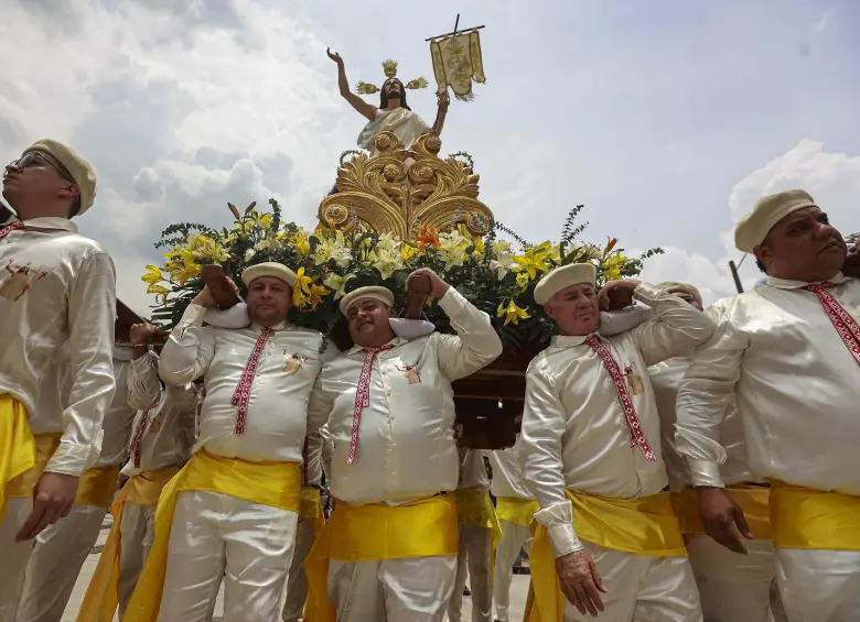Imagen de referencia de un acto de Semana Santa al aire libre. Foto: Manuel Saldarriaga Quintero