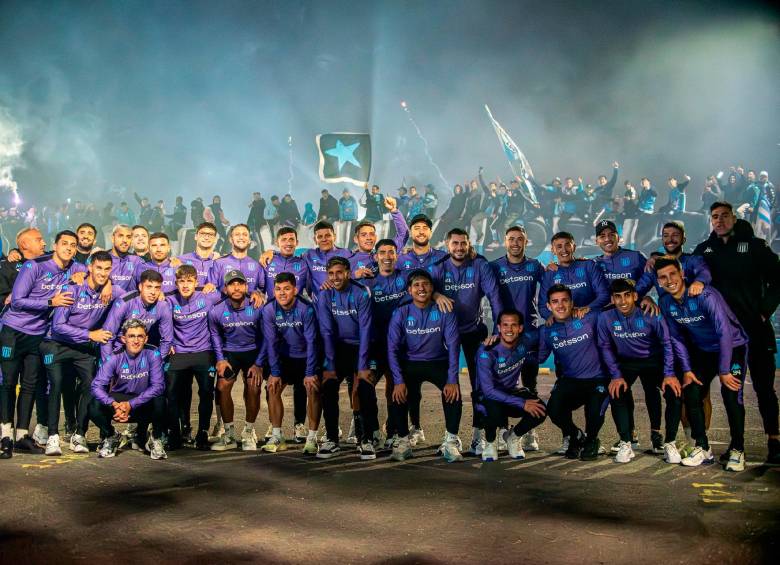 Los jugadores de Racing muestran optimismo de darle la vuelta al marcador ante Flamengo y pasar a la final de Libertadores. FOTO: X-RACING, 