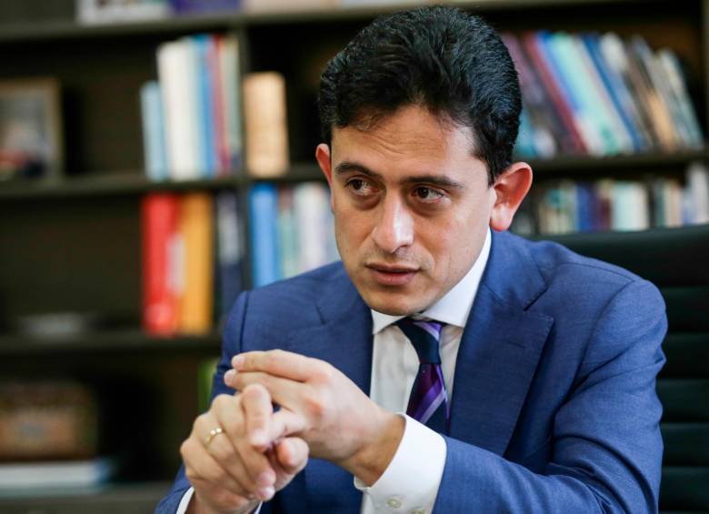 Las declaraciones del director de la Dian, Luis Carlos Reyes, se producen luego de su participación en el lanzamiento del informe “Elementos conceptuales para una tributación con enfoque de género”. Foto: Colprensa