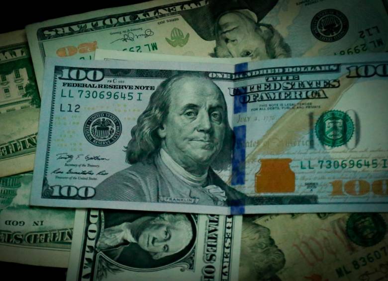 El dólar volvió a ubicarse por debajo de los $4.000. FOTO: Colprensa