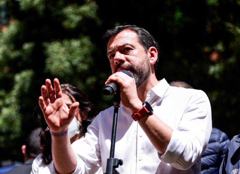 Carlos Fernando Galán, alcalde de Bogotá, anunció que a la ciudad llegarán 700 uniformados adicionales para realizar un plan candado. FOTO: Colprensa.