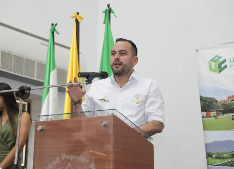 Según el MinEnergía, los usuarios del servicio de energía en Colombia pagan cerca de $6,2 billones al año por el cargo por confiabilidad. Foto: Cortesía
