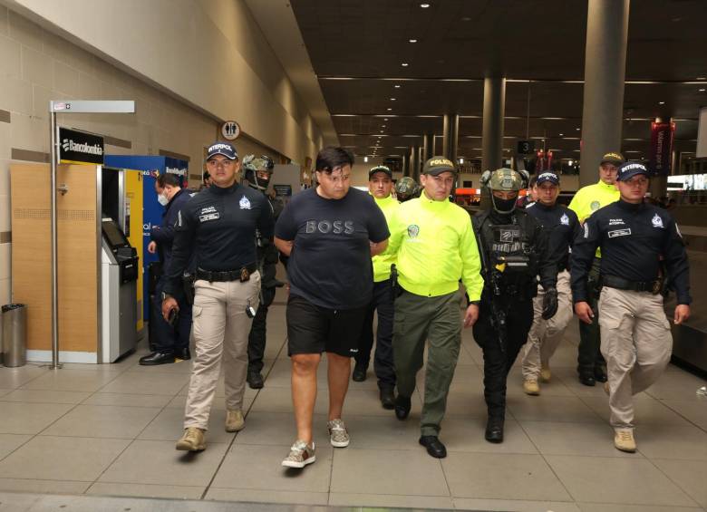 Alias ‘Poporro’ era uno de los criminales más buscados en Colombia. FOTO: MINDEFENSA