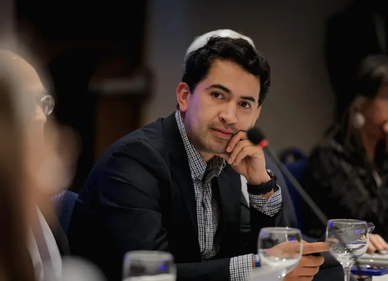 Daniel Briceño reveló los audios que hablarían del presunto manejo irregular de RTVC. Foto: Redes Sociales.