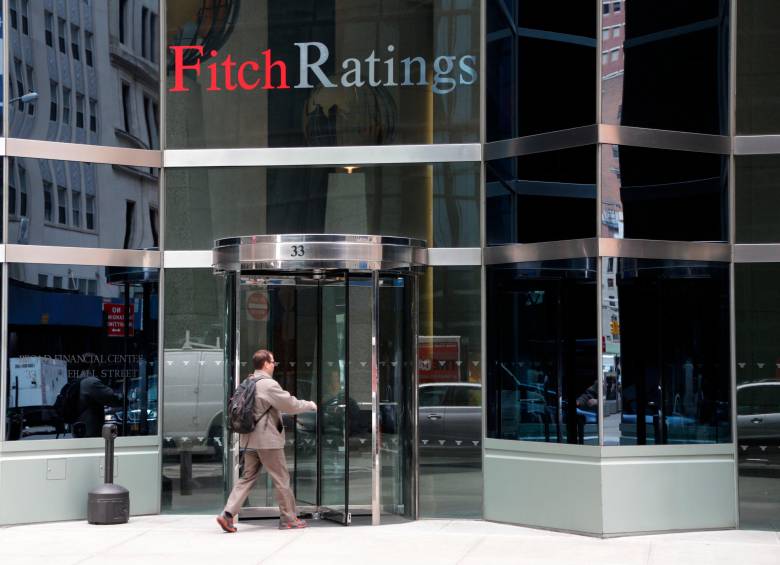 Fitch mantiene la alerta sobre Colombia y proyecta un déficit fiscal de 9,4% del PIB en 2027, por encima de las metas oficiales. FOTO Getty