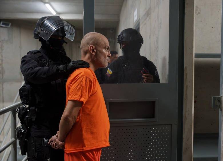 Las fotos de la captura de José Serrano fueron divulgadas por el presidente ecuatoriano Daniel Noboa. Foto: X 