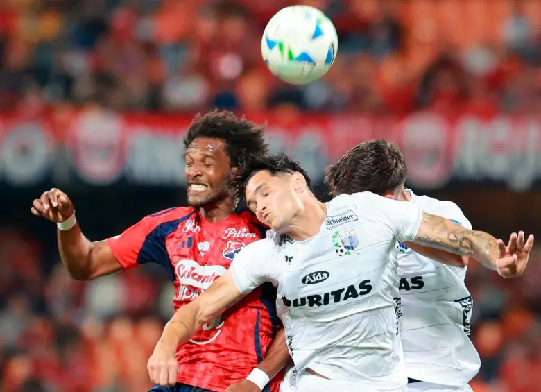 DIM busca avanzar a la siguiente ronda de la Libertadores en el Atanasio frente al Liverpool uruguayo. FOTO MANUEL SALDARRIAGA
