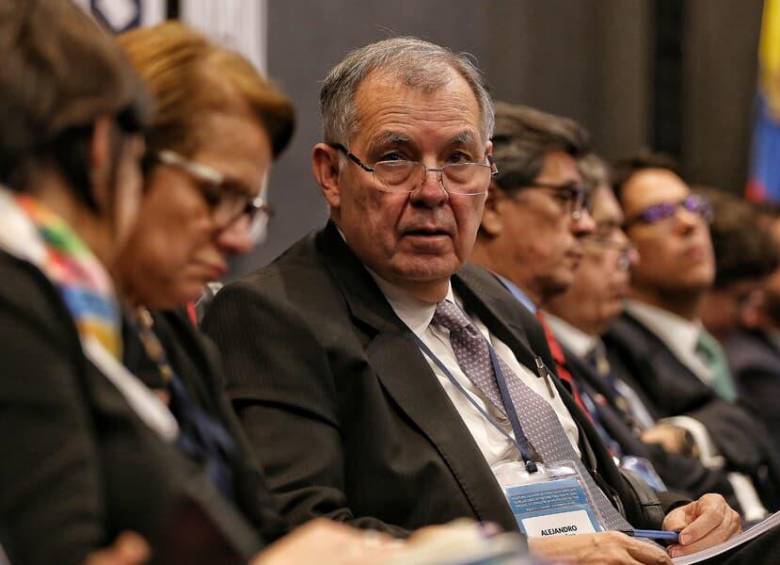 Alejandro Ordóñez fue procurador general de la Nación entre 2009 y 2016 y embajador de Colombia ante la OEA durante el Gobierno de Iván Duque. Ahora asumirá el Ministerio del Interior, tras la salida de Rodrigo Lara. FOTO: Colprensa. 