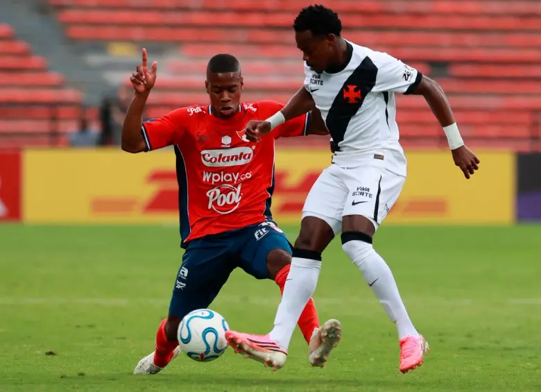 El futbolista Jhon Edwin Montaño anotó el gol del Medellín. Foto: Manuel Saldarriaga