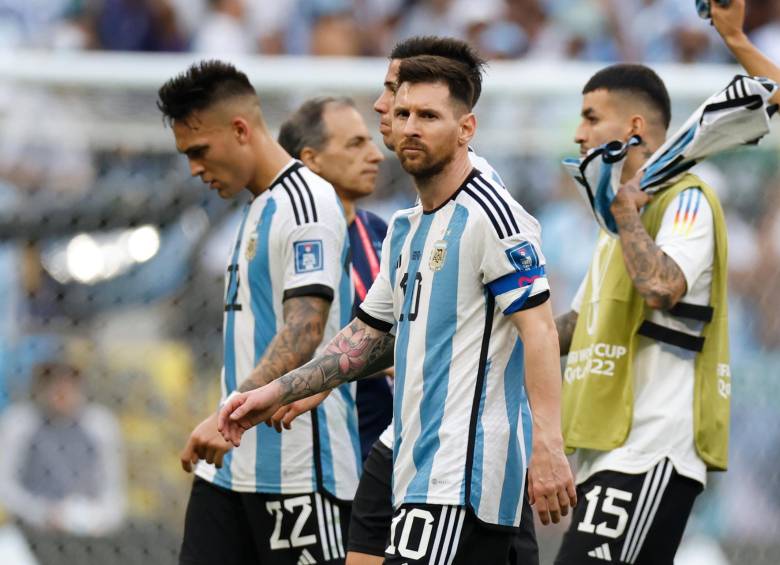 Messi anotó el único gol válido de su equipo en la derrota de Argentina contra Arabia Saudí. FOTO: EFE 