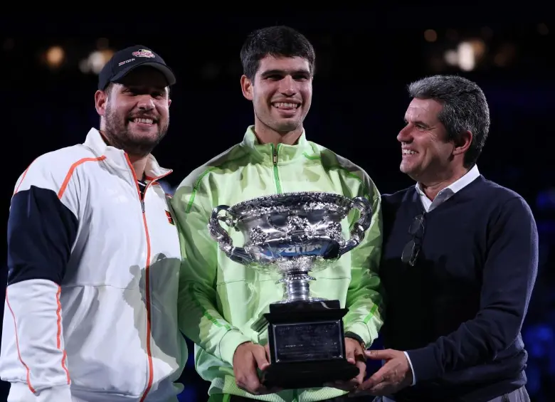 Carlos Alcaraz vence a Djokovic en el Abierto de Australia: ahora es el tenista más joven en ganar los cuatro Grand Slam